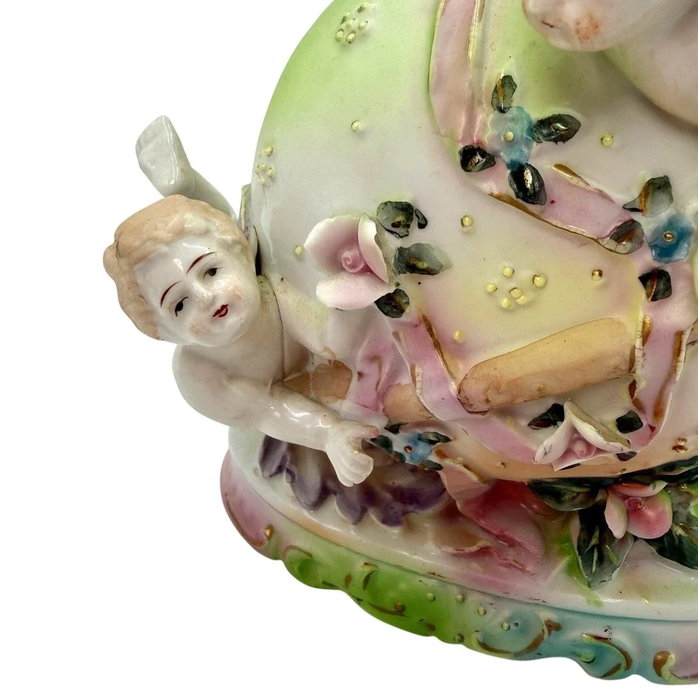 Antique Victorian Porcelain‎ Cherub Putti Figurine Applied Flowers 1800s